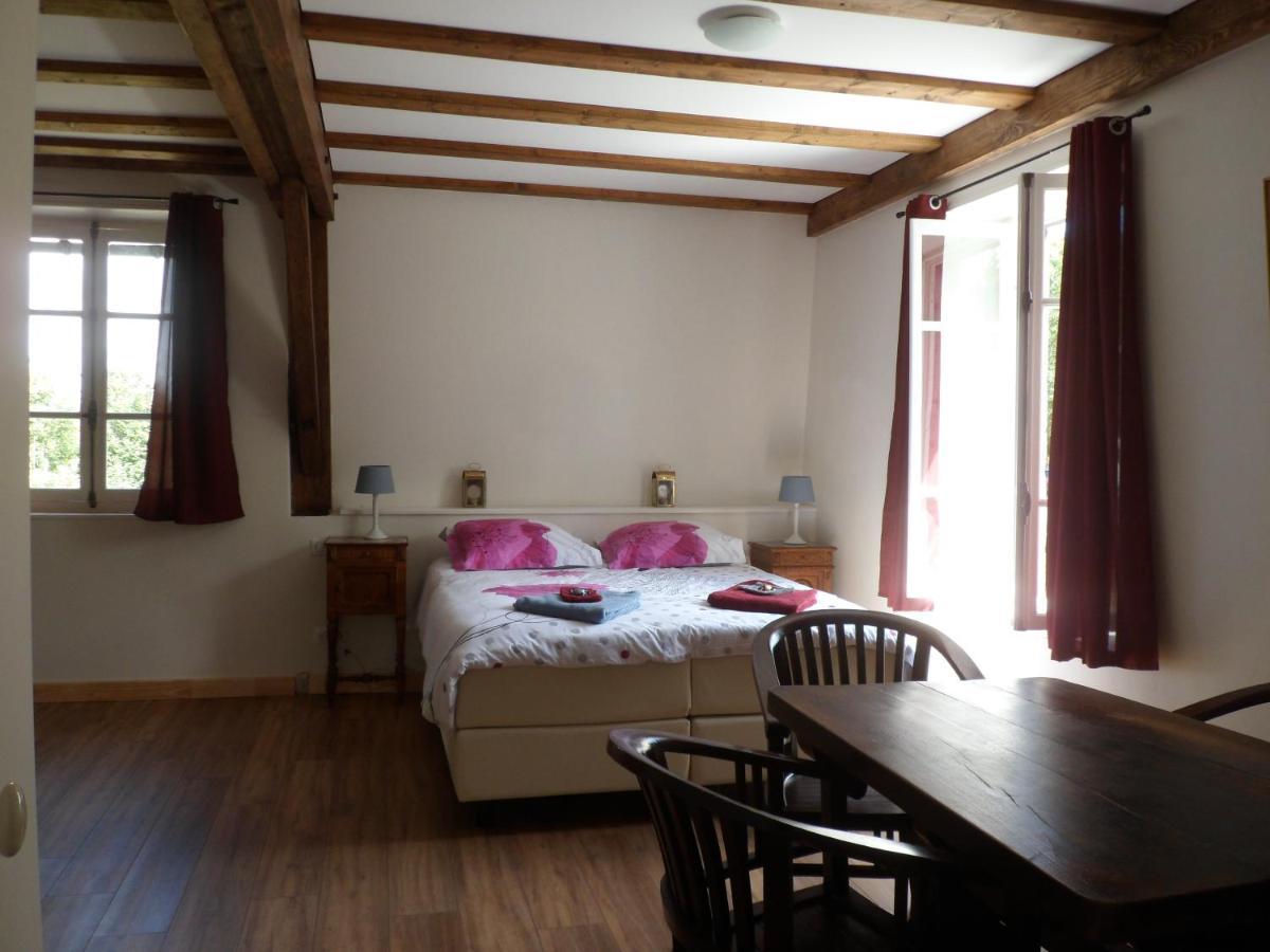 Le Pont Du Roy Bed & Breakfast Besse-et-Saint-Anastaise Dış mekan fotoğraf