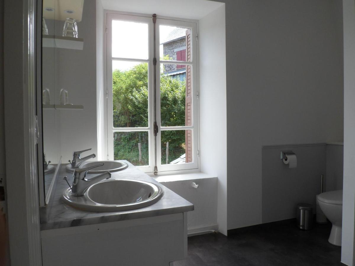 Le Pont Du Roy Bed & Breakfast Besse-et-Saint-Anastaise Dış mekan fotoğraf