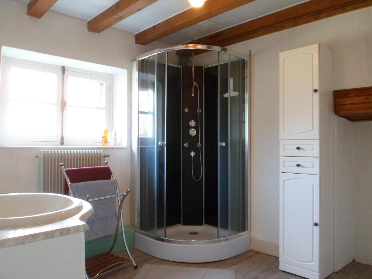 Le Pont Du Roy Bed & Breakfast Besse-et-Saint-Anastaise Oda fotoğraf
